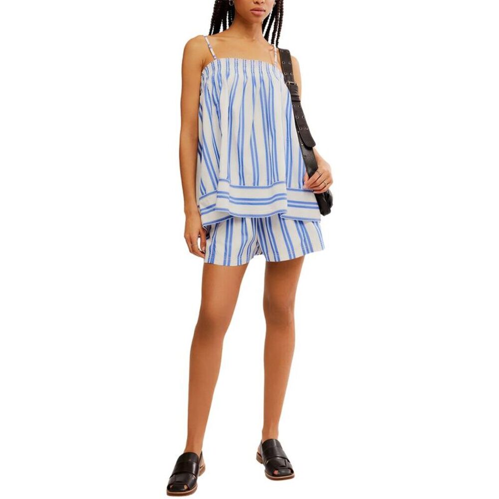 Leon Gori Womens Leon 2Pc Top & Short Set